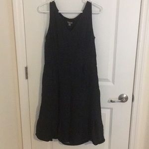 Ann Taylor sleeveless dress size 10